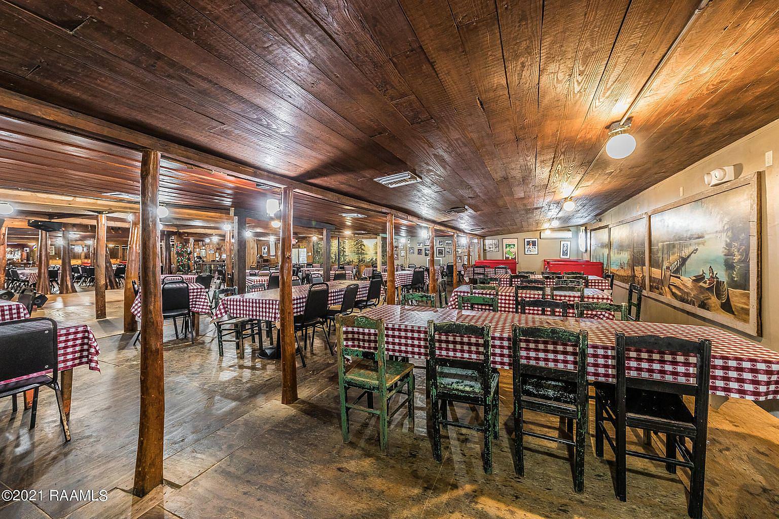 Randol's Cajun Restaurant, Breaux Bridge LA Randol's Cajun Restaurant, Breaux Bridge, LA